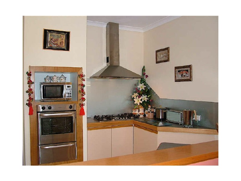 11 Tucker Court, Canning Vale WA 6155