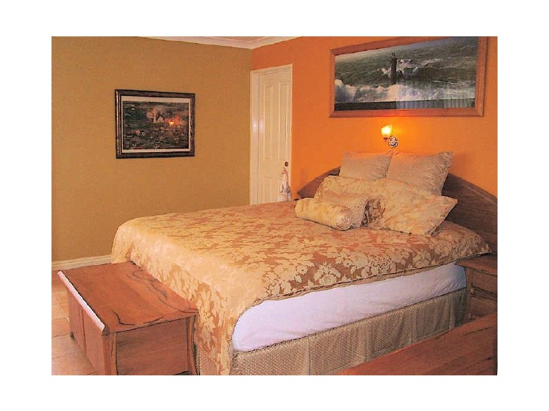 11 Tucker Court, Canning Vale WA 6155