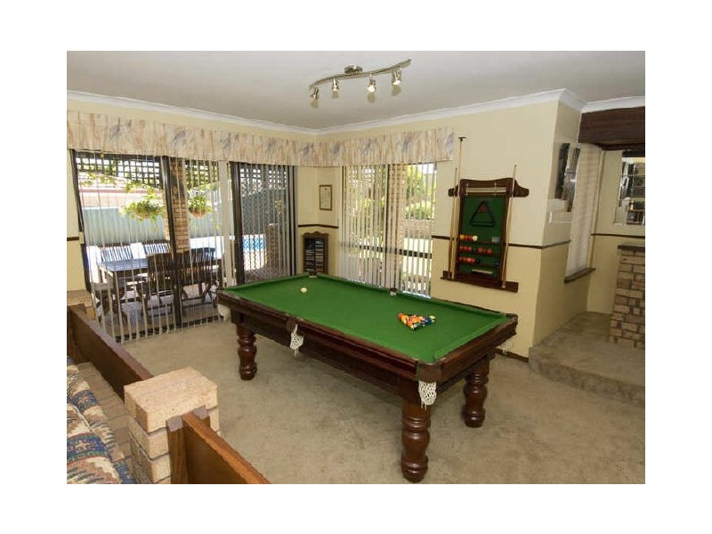 16 Endeavour Court, Thornlie WA 6108