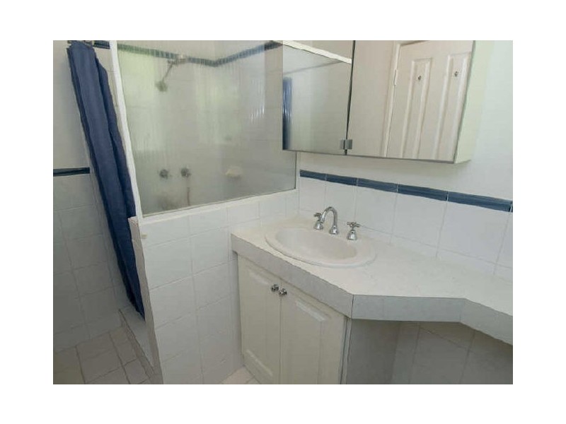 16 Endeavour Court, Thornlie WA 6108