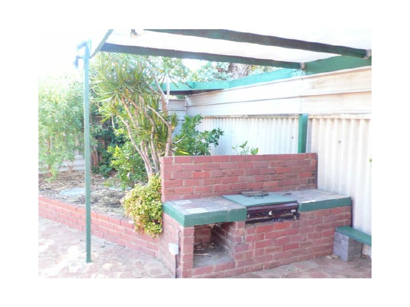 190 Westfield Street, Maddington WA 6109