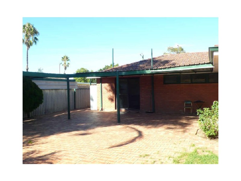 190 Westfield Street, Maddington WA 6109