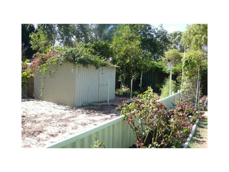 21 Brabourne Street, Maddington WA 6109