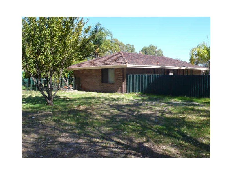 50 Tuart Road, Oakford WA 6121