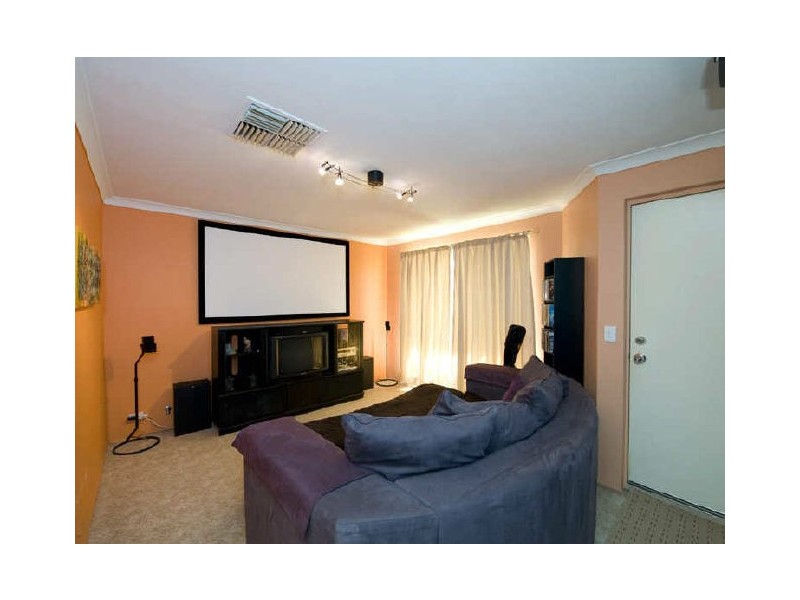 12/99 Stafford Road, Kenwick WA 6107