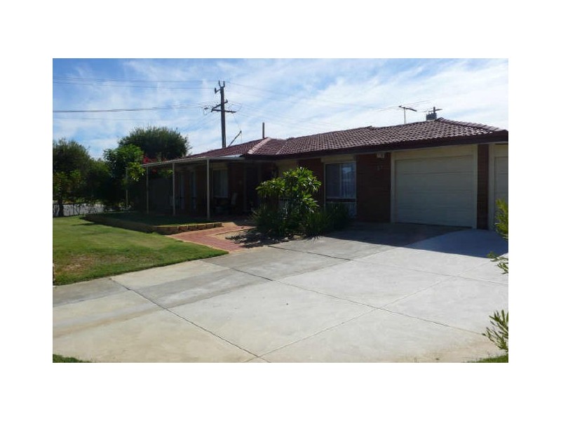 45 Huggins Road, Thornlie WA 6108