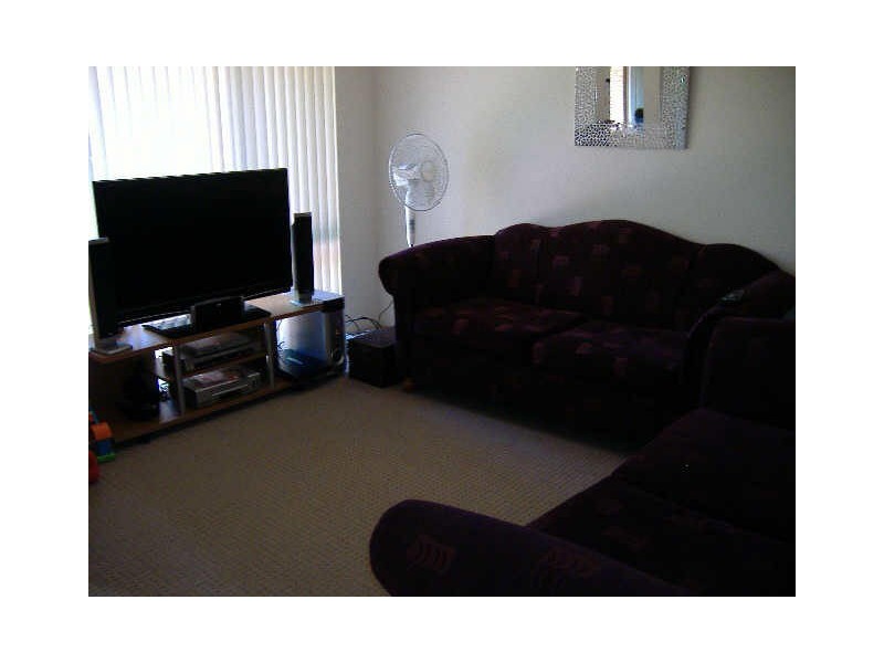 4/18 Lester Drive, Thornlie WA 6108