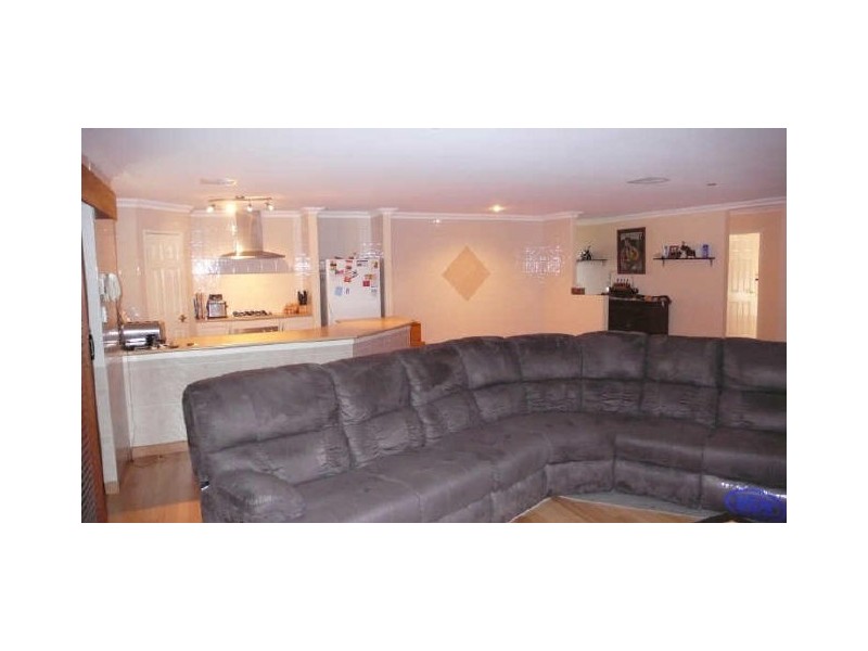 9 Marbella Avenue, Seville Grove WA 6112