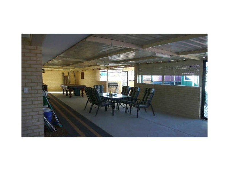 9 Marbella Avenue, Seville Grove WA 6112