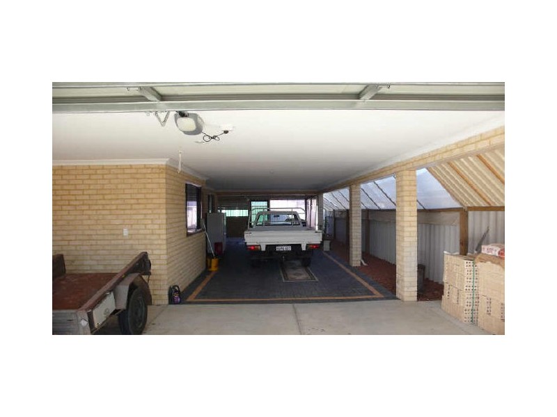 9 Marbella Avenue, Seville Grove WA 6112