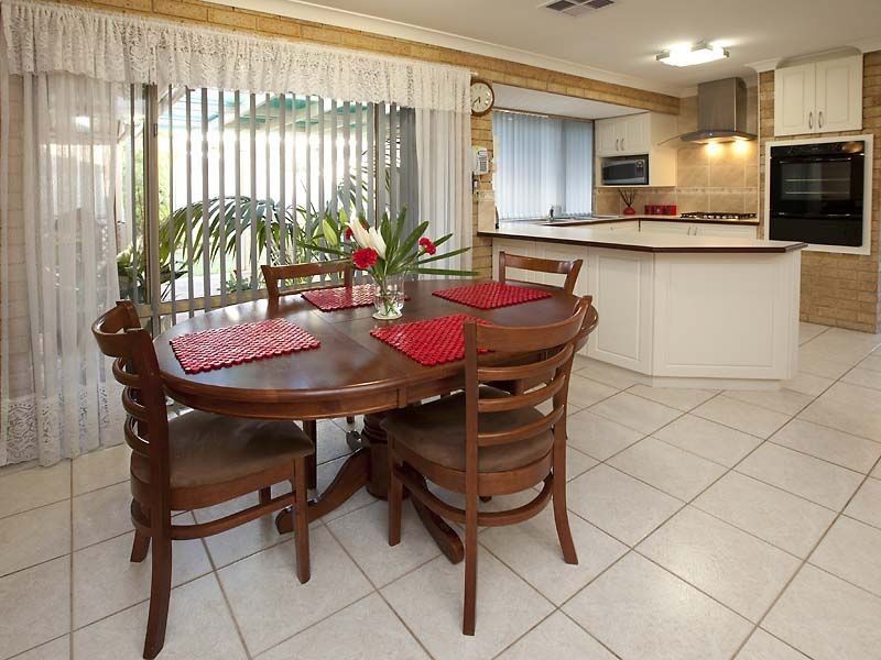 1 Expedition Drive, Thornlie WA 6108
