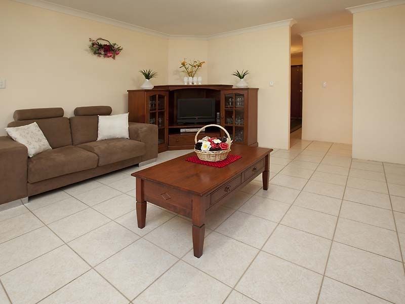 1 Expedition Drive, Thornlie WA 6108