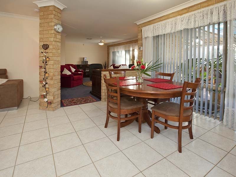 1 Expedition Drive, Thornlie WA 6108
