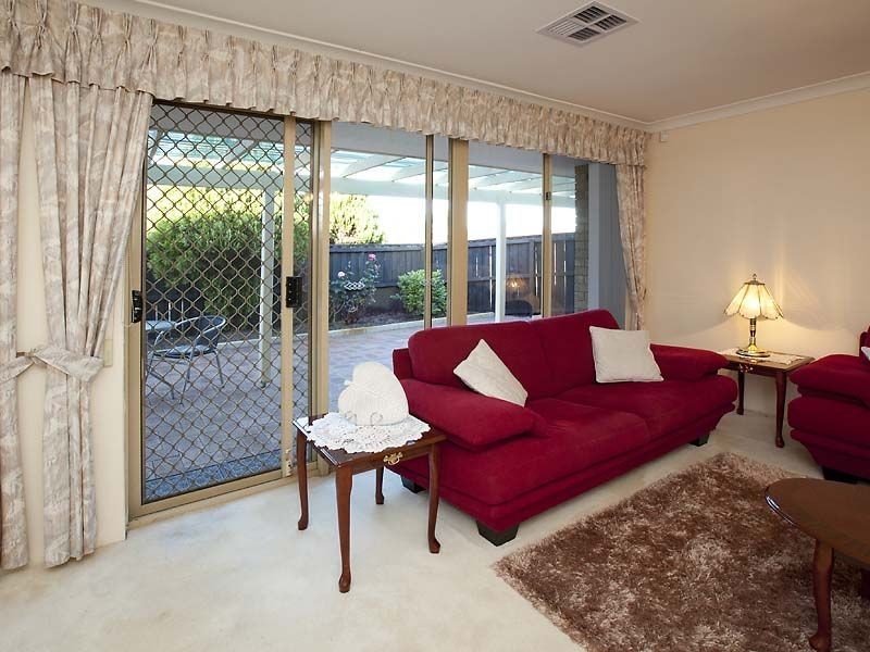 1 Expedition Drive, Thornlie WA 6108