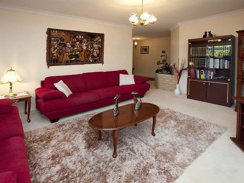 1 Expedition Drive, Thornlie WA 6108