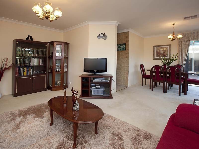 1 Expedition Drive, Thornlie WA 6108