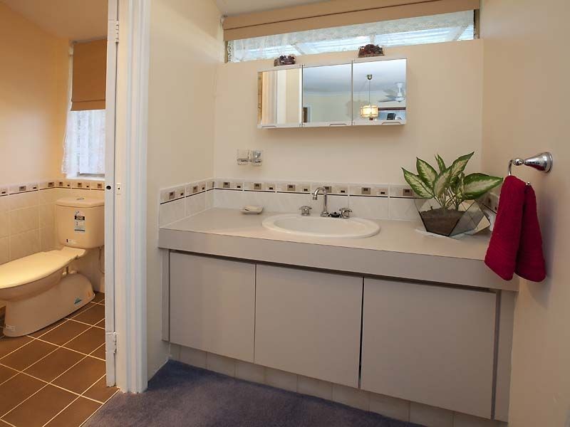 1 Expedition Drive, Thornlie WA 6108