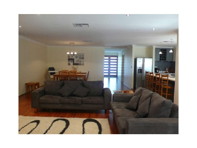 20 Kersley Loop, Harrisdale WA 6112