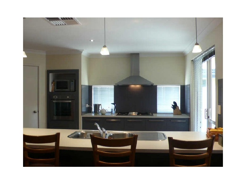 20 Kersley Loop, Harrisdale WA 6112