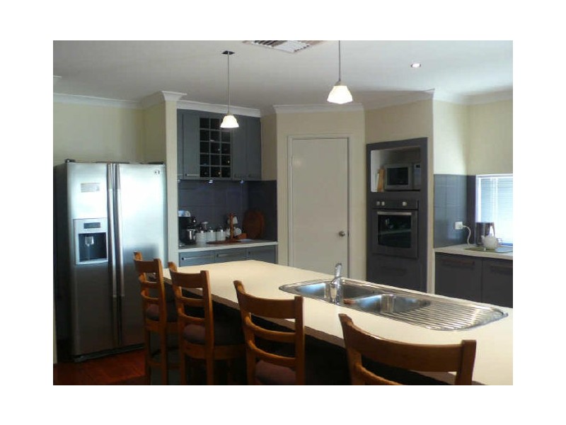 20 Kersley Loop, Harrisdale WA 6112