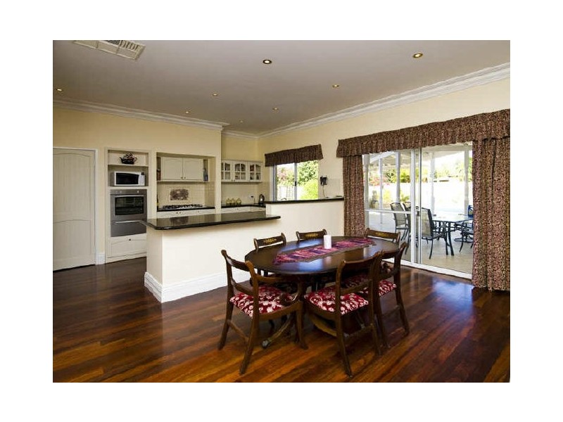 55 Sandringham Prom, Canning Vale WA 6155