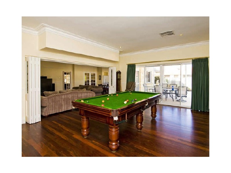 55 Sandringham Prom, Canning Vale WA 6155