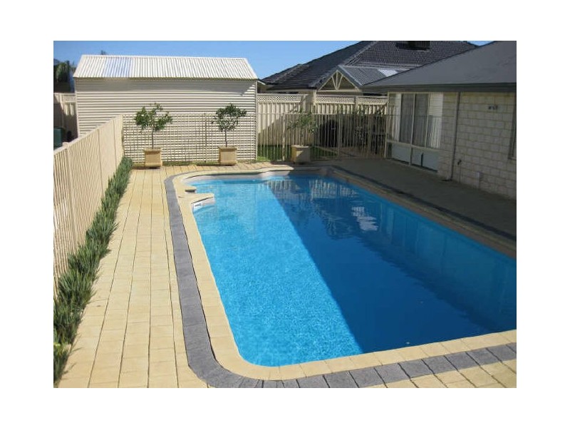 38 Excelsior Drive, Canning Vale WA 6155