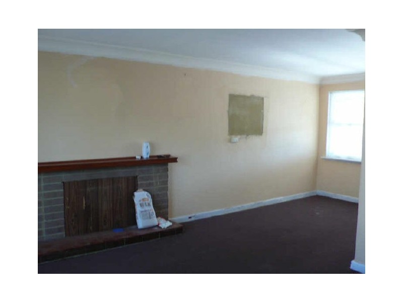 37 Pembury Road, Thornlie WA 6108