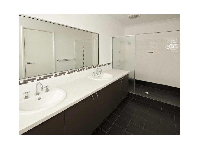 20 McDougal Way, Harrisdale WA 6112