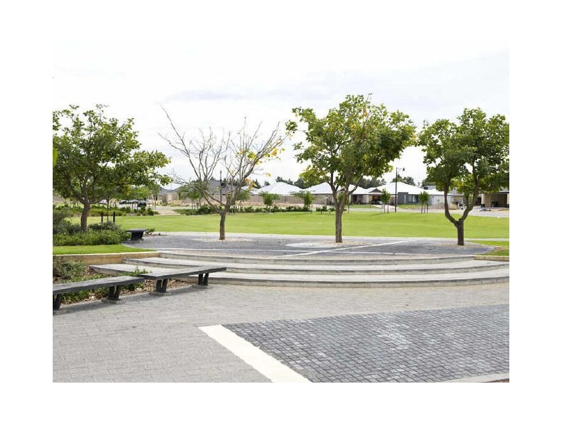 20 McDougal Way, Harrisdale WA 6112