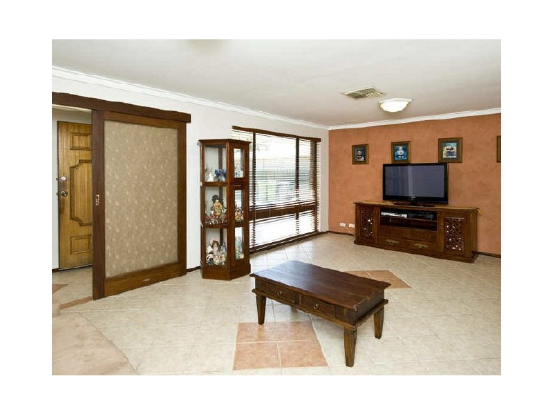 46 Harpenden Street, Huntingdale WA 6110