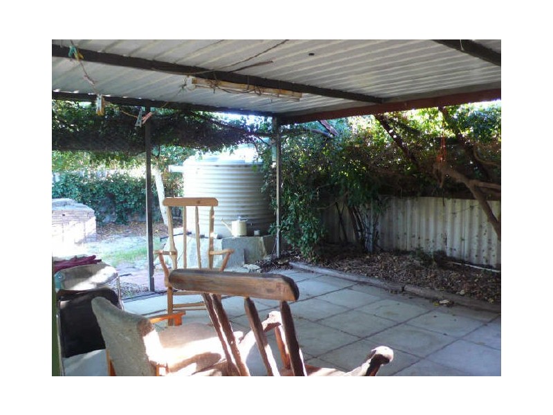 17 Willow Way, Maddington WA 6109