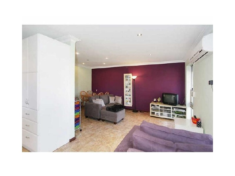 10A Kingsdown Road, Maddington WA 6109