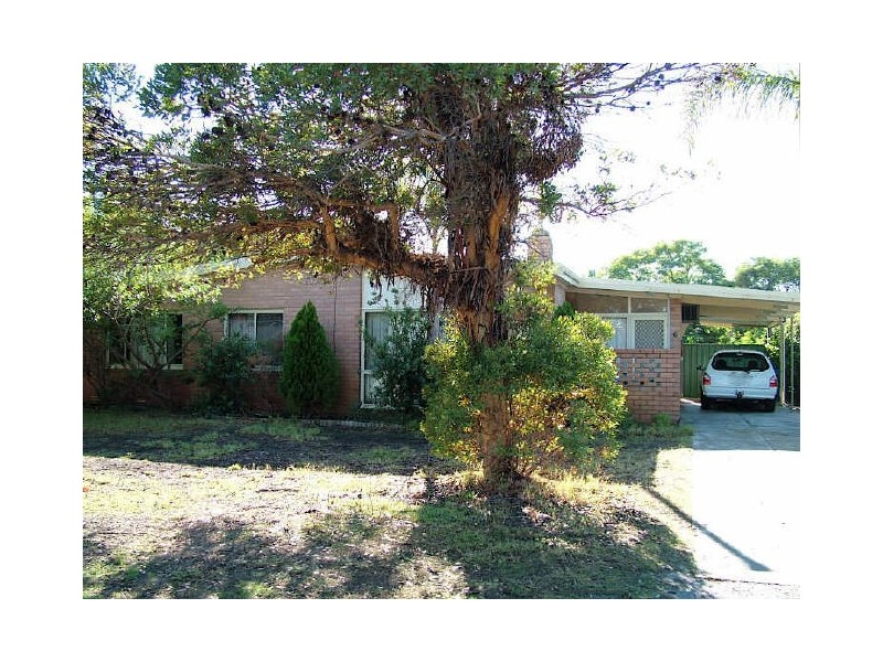 6 Caldecott Street, Thornlie WA 6108