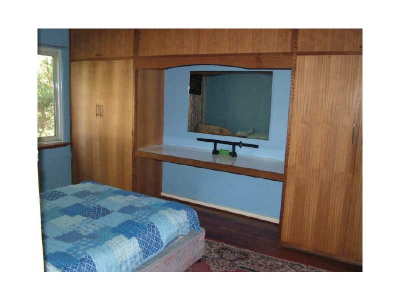 6 Caldecott Street, Thornlie WA 6108