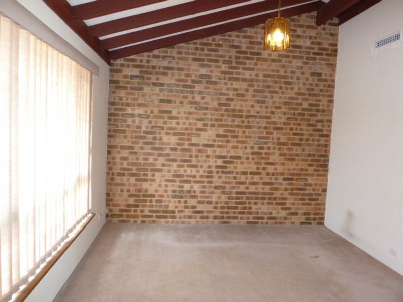 21 Merino Court, Thornlie WA 6108