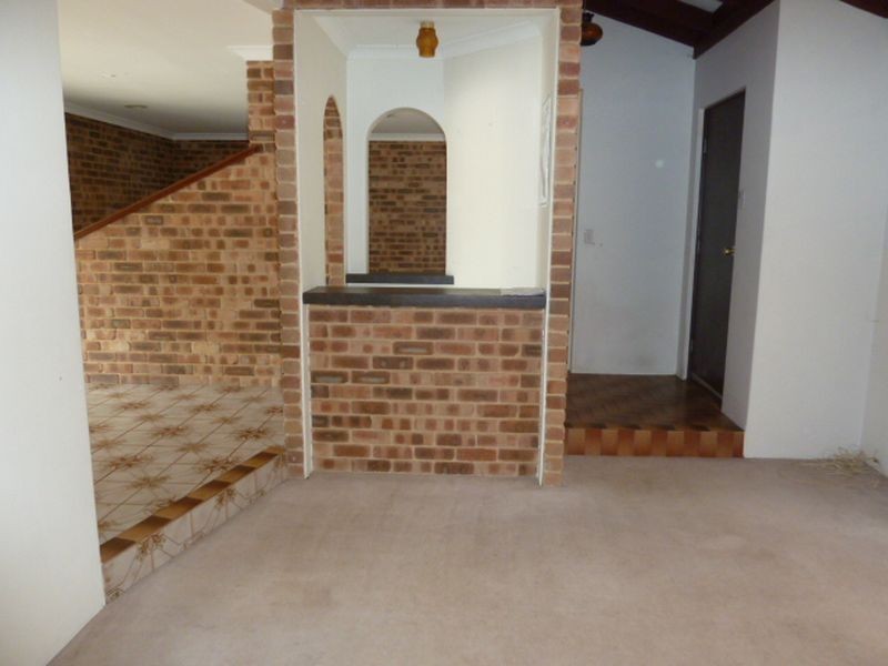 21 Merino Court, Thornlie WA 6108