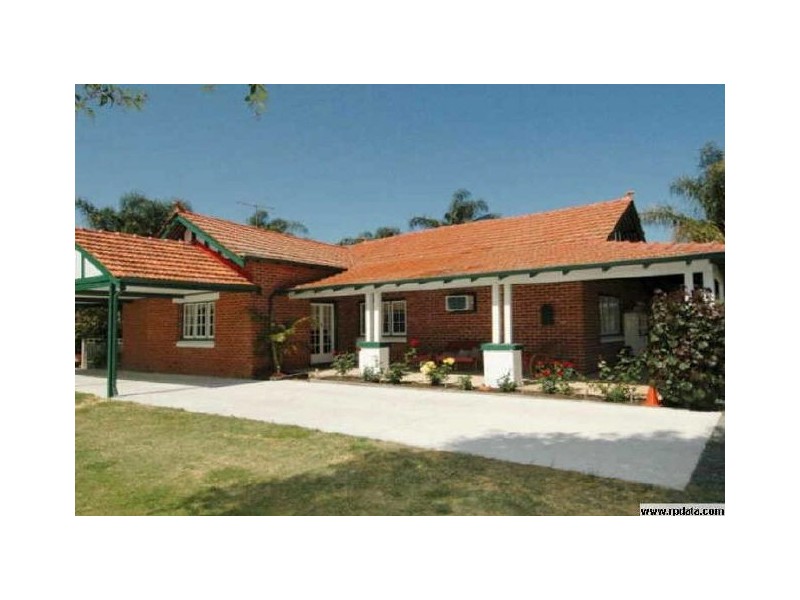 22 River Avenue, Maddington WA 6109