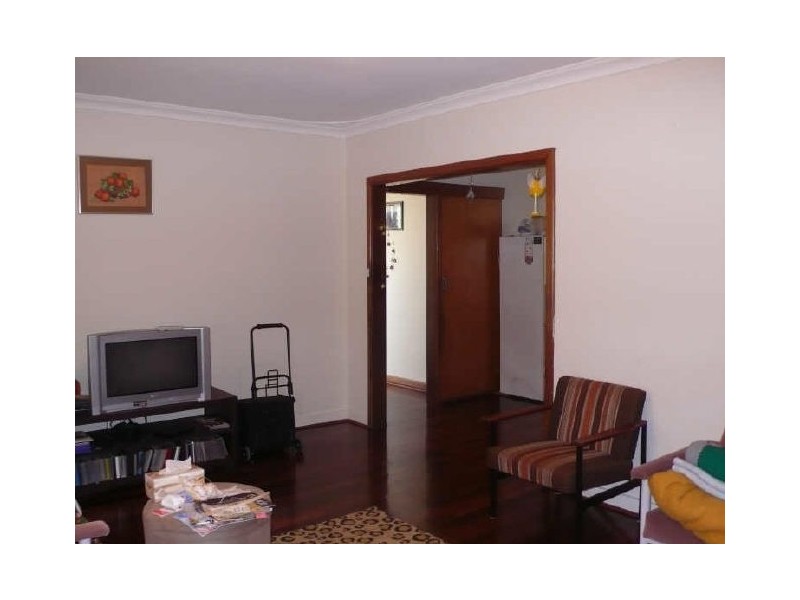 315 Spencer Road, Thornlie WA 6108