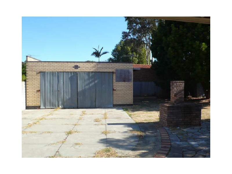 315 Spencer Road, Thornlie WA 6108