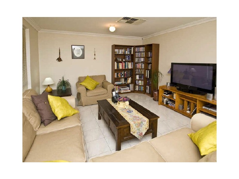 67 Fountain Way, Huntingdale WA 6110