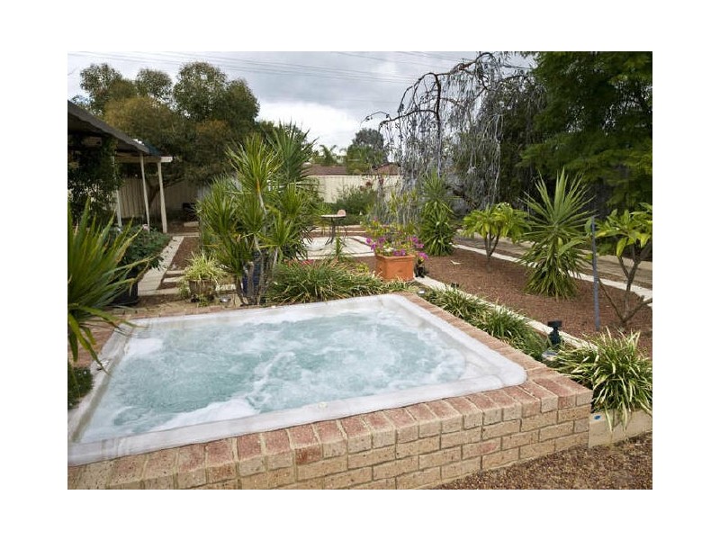 67 Fountain Way, Huntingdale WA 6110