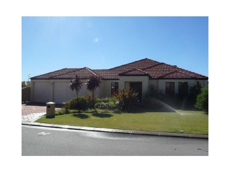 16 McKim Street, Canning Vale WA 6155