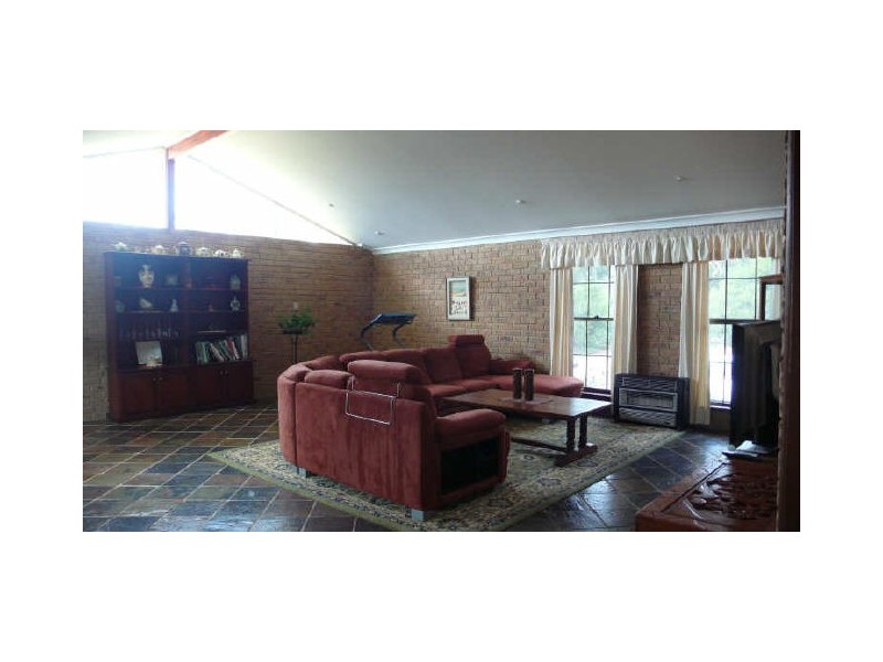 40 West Terrace, Kalamunda WA 6076