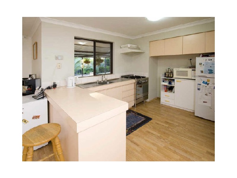 4 Quokka Elbow, Brookdale WA 6112