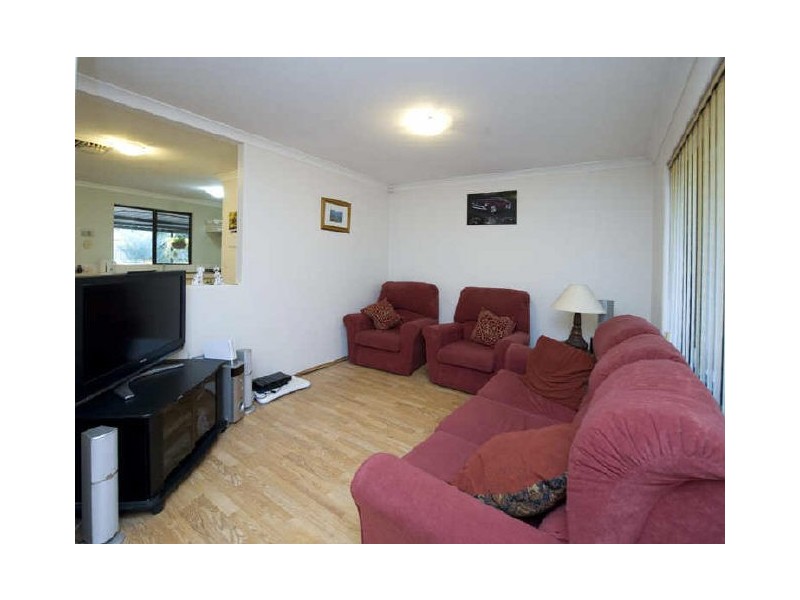 4 Quokka Elbow, Brookdale WA 6112