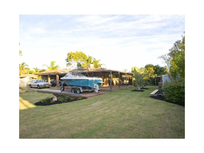 4 Quokka Elbow, Brookdale WA 6112