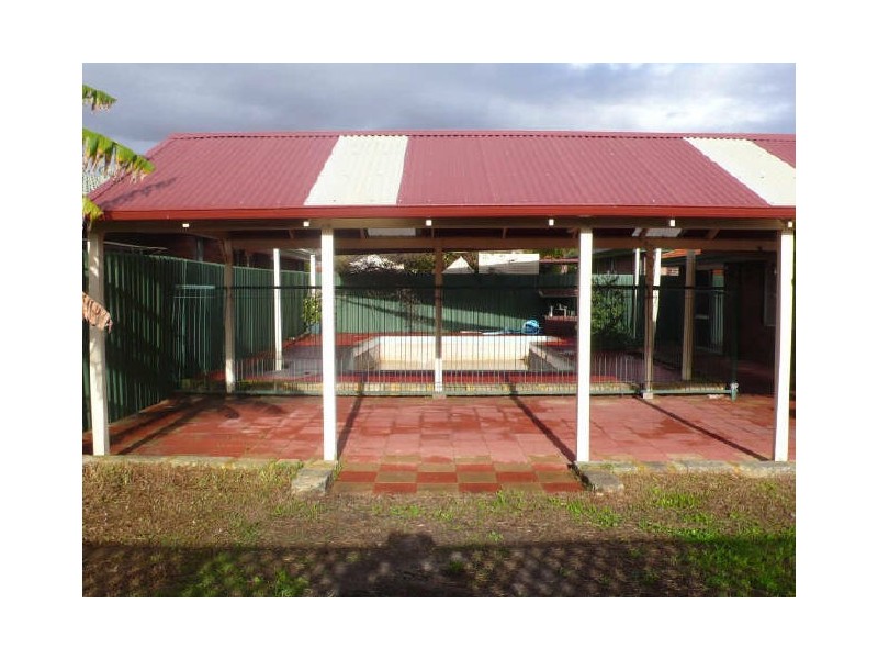 20 Constantine Court, Thornlie WA 6108