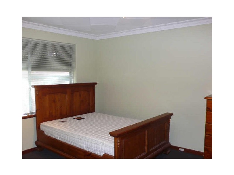 10A Shelburn Road, Thornlie WA 6108