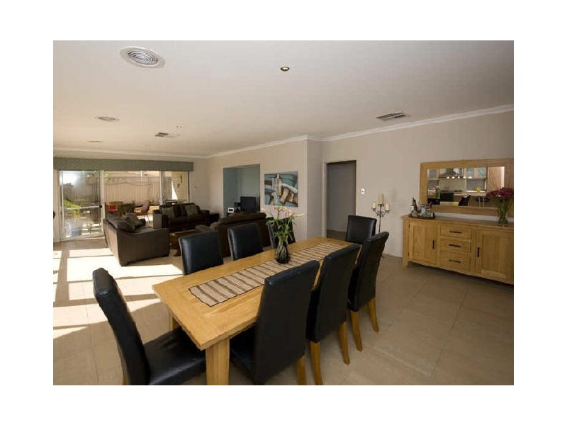 19 Lucida Road, Southern River WA 6110